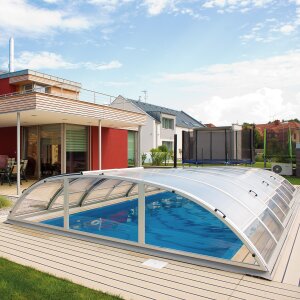YapoolRoof Poolüberdachung Compact K-3-330 - 3,74 x 6,52 x 0,72 m silbergrau Klarglas Schiebetür seitlich