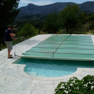 Walter Walu Pool Evolution Bar supported safety cover 3,4 x 4,9 m square azure